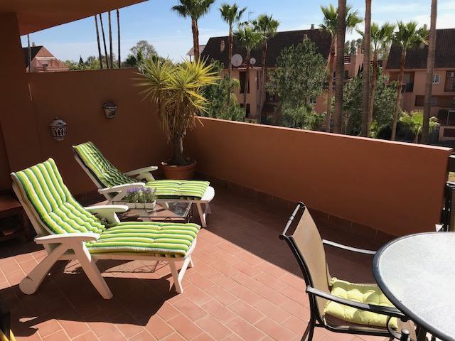2236-Lovely Groundfloor With Pool View Casares Buitenkant foto