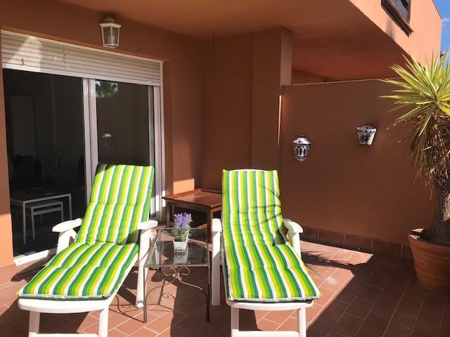2236-Lovely Groundfloor With Pool View Casares Buitenkant foto