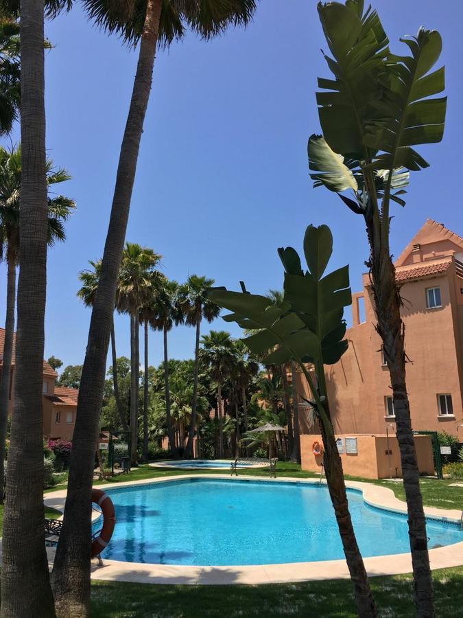2236-Lovely Groundfloor With Pool View Casares Buitenkant foto
